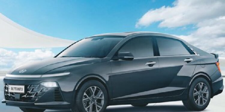 हुंडई वरना का SX+ वैरिएंट लॉन्च नया मॉडल एक्सटीरियर व्यू